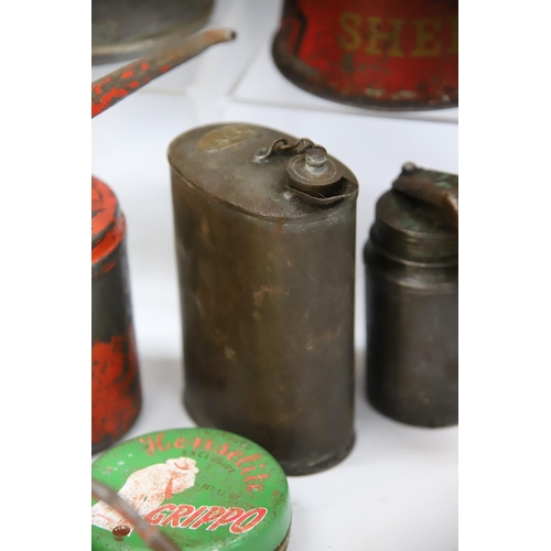 869 - THIS LOT HAS NOW BEEN WITHDRAWN BY THE VENDOR..
Good Selection of Vintage Oil cans. Blowlamps.  See ... 