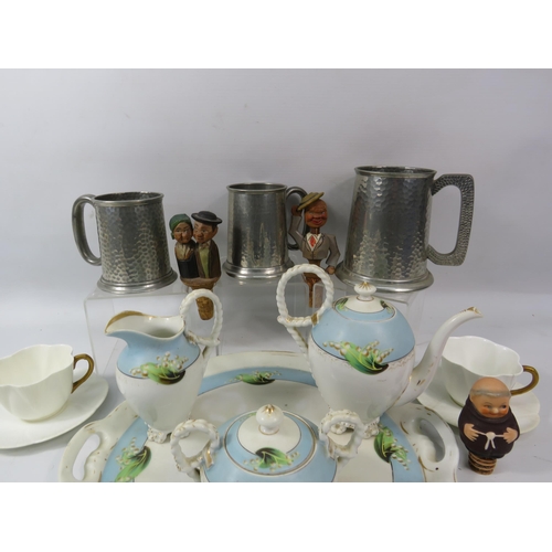 1100 - Mixed lot to include pewter tankards, bottle stops,and antique china items.