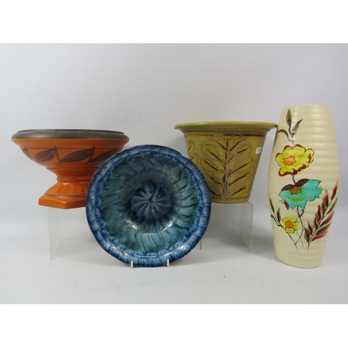 1102 - Selection of studio and art pottery.