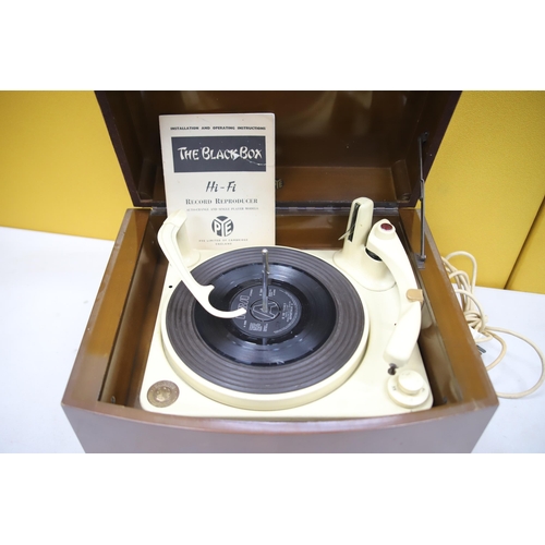 938 - THIS LOT HAS NOW BEEN WITHDRAWN BY THE VENDOR.
Vintage PYE Portable Record Player 'Monarch'  Powers ... 