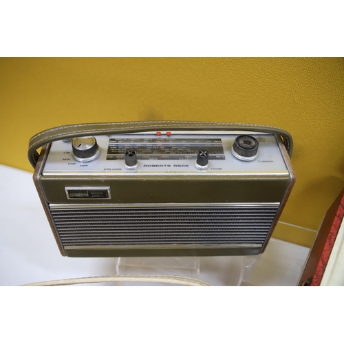 941 - THIS LOT HAS NOW BEEN WITHDRAWN BY THE VENDOR.
Four Vintage Radios, Three are made by Roberts plus o... 