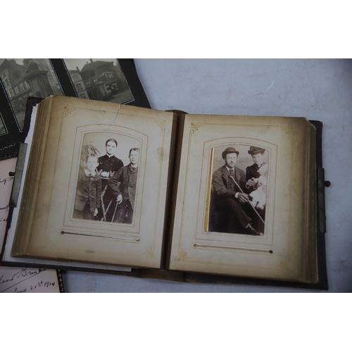 946 - Good Selection of Antique Photo Albums. Some have old and interesting photos. See photos.