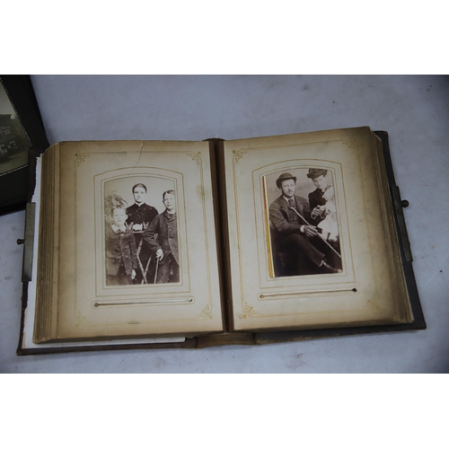 946 - Good Selection of Antique Photo Albums. Some have old and interesting photos. See photos.