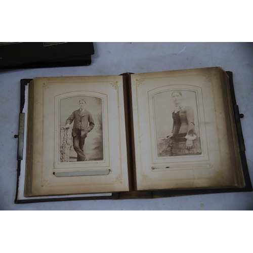 946 - Good Selection of Antique Photo Albums. Some have old and interesting photos. See photos.