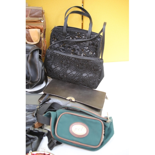 969 - Good Mixed lot of handbags and Purses. See photos.