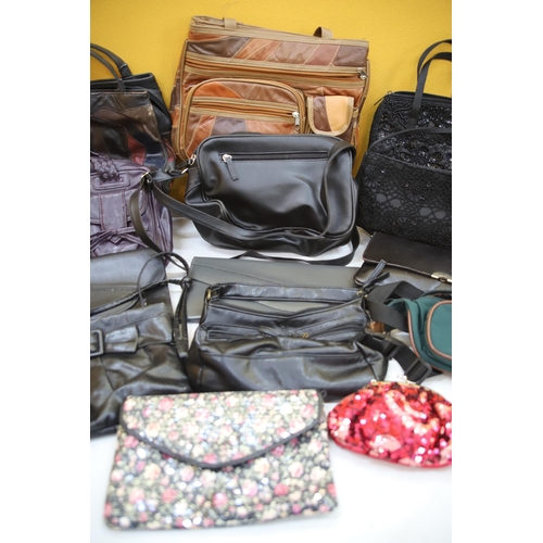 969 - Good Mixed lot of handbags and Purses. See photos.