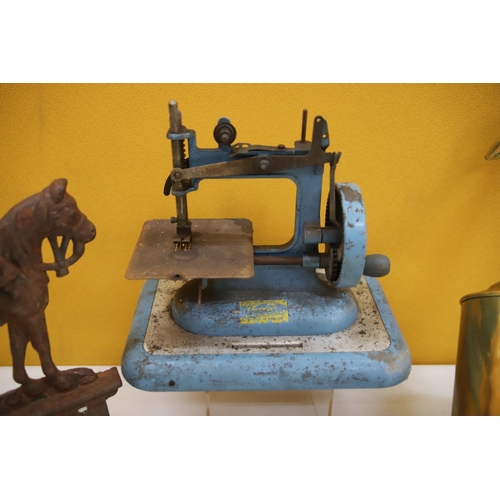 970 - Nice Mixed lot to include metal Fireside Horse, Spit roaster and Childs pressed metal Sewing machine... 