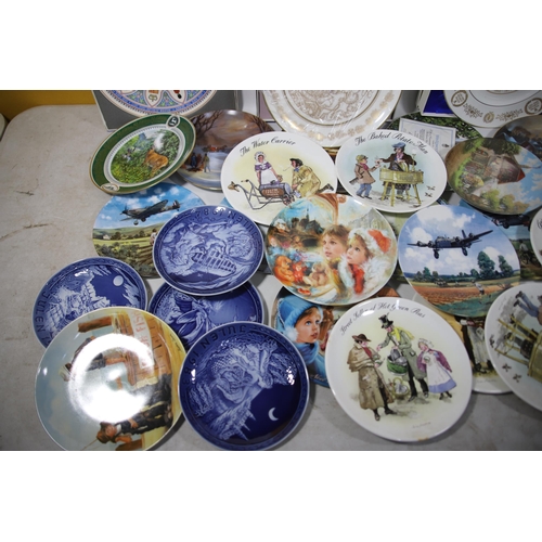 2016 - Good Assortment of Decorative plates. Some with boxes.  See photos