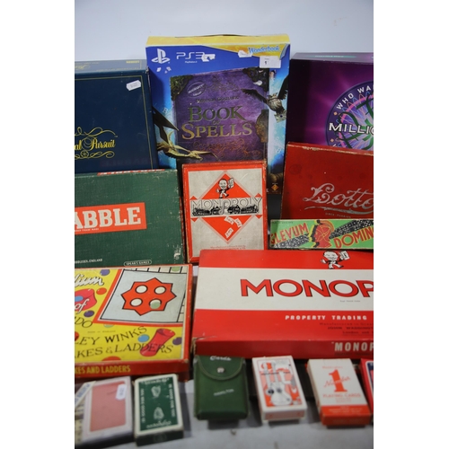 2018 - Assorted Vintage Games. See photos.