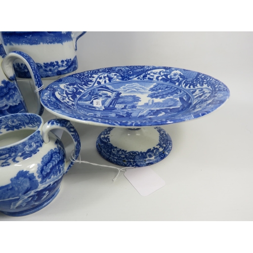 122 - Spode Blue Italian dinnerware and decortive ceramics, 31 pieces in total.