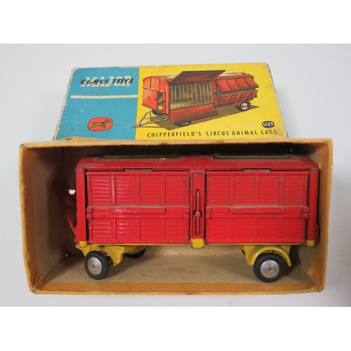 1009 - Vintage Original 1960's Corgi Die Cast model of a Chipperfield's Animal cage trailer, number 1123. C... 