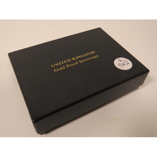 211 - Royal Mint 2002 Gold Proof Sovereign, Limited edition 01186/12,500 Comes complete with display box w... 