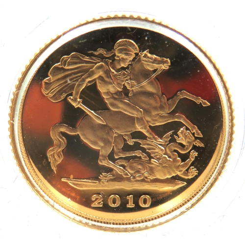 222 - Royal Mint 2010 Gold Proof Half Sovereign, Limited edition 1461/2,500, Comes complete with attractiv... 