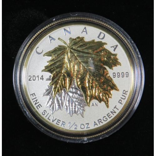 230 - Royal Canadian Mint, 2014 Fine Silver Fractional Set with 5 Coins which have Maple leaf design to Ob... 