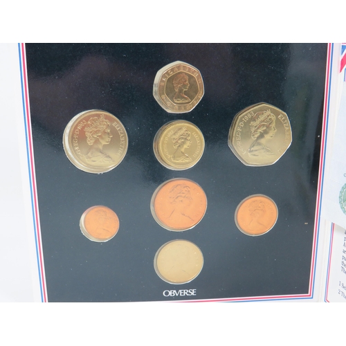 235 - United Kingdom 1983 Uncirculated Coin Collection with card and one pound note. Eight Coin Set  RM13.... 