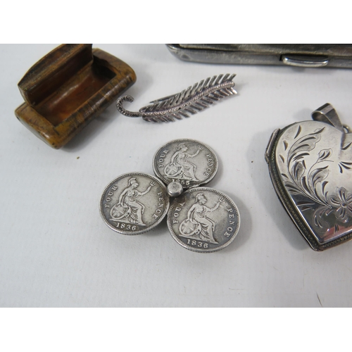 151 - Mixed sterling silver lot to include cigarette case, vesta etc plus a 835 silver locket and bakelite... 