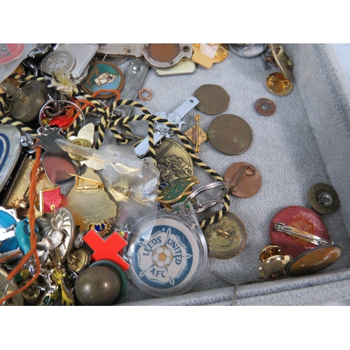 159 - Large selection of vintage badges, tokens, coins and other collectable items.