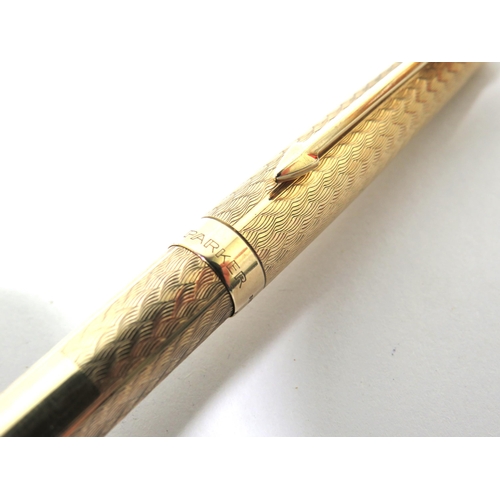 263 - Parker Roller pen with 9ct Yellow Gold Case (case weight 15.3g) In working order. No case or papers ... 