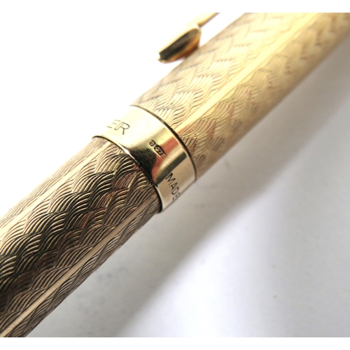 263 - Parker Roller pen with 9ct Yellow Gold Case (case weight 15.3g) In working order. No case or papers ... 