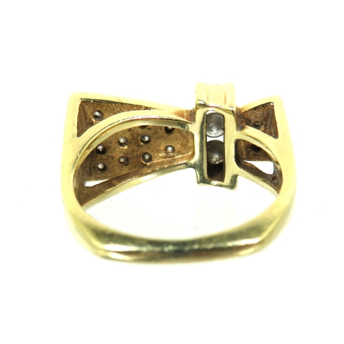 276 - Unusual designed multi Diamond set ring set in 18ct Yellow Gold mount and shank.  Finger size 'M'   ... 