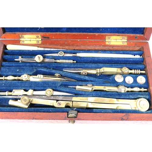 289 - Vintage Technical Drawing set by Rowney of London in very good and complete condition.  See photos