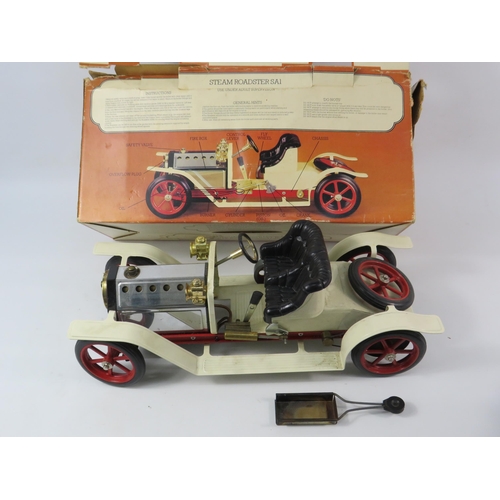 1051 - Mamod Steam Roadster SA1 car come with original box (box in tatty condition but model is all good).