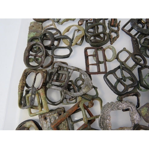 365 - Very large selection of antique metal detecting find buckles.