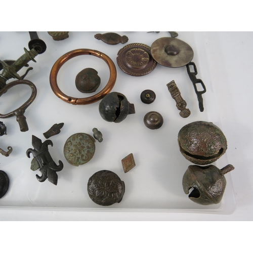 363 - Selection of antique metal dectecting finds relating to Horses, including bells and harness studs et... 