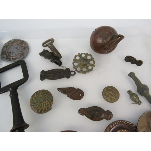 363 - Selection of antique metal dectecting finds relating to Horses, including bells and harness studs et... 