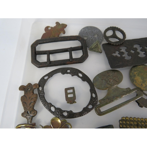 366 - Various antique metal detecting finds mainly belt buckles.