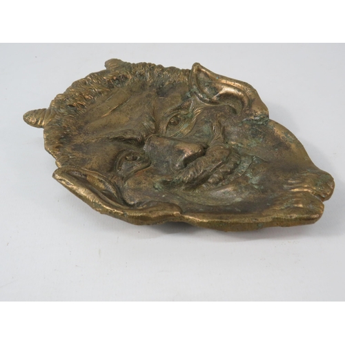 372 - Vintage solid brass devil face / Satyr dish, 6.5