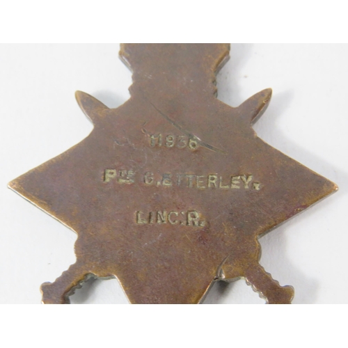 374 - WW1 1914-15 Star awarded to 11836 Pte G.ETTERLEY LINCS REGT, plus a drummers badge and a navy button... 