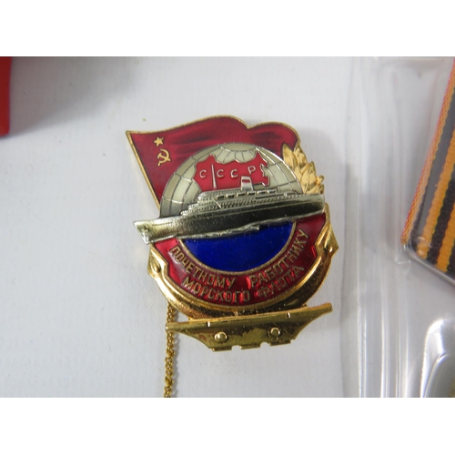 376 - Large selection of pin badges etc relating to Russian Navy etc see pics.