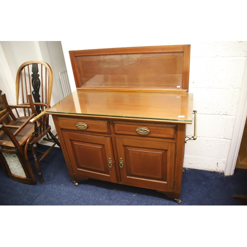 1224 - Vintage Early 20th Century washstand with glass topp and brass towel rail. Very good condition. Meas... 