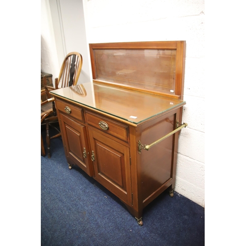 1224 - Vintage Early 20th Century washstand with glass topp and brass towel rail. Very good condition. Meas... 