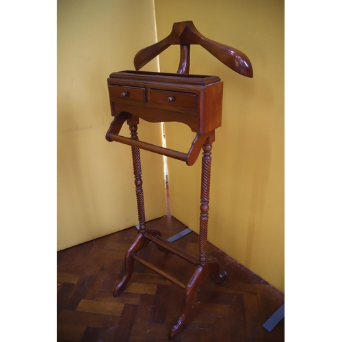 913 - Well made and smart looking Valet stand with drawers, rails etc.  H:49 inches. See photos.