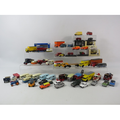 1076 - Large selection of mainly Oxford diecast vehicles including caravans etc.