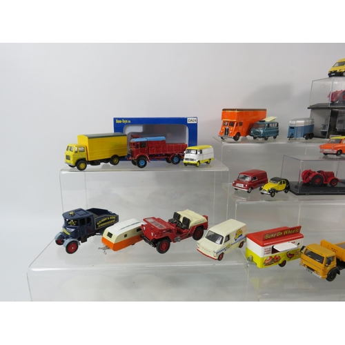 1076 - Large selection of mainly Oxford diecast vehicles including caravans etc.