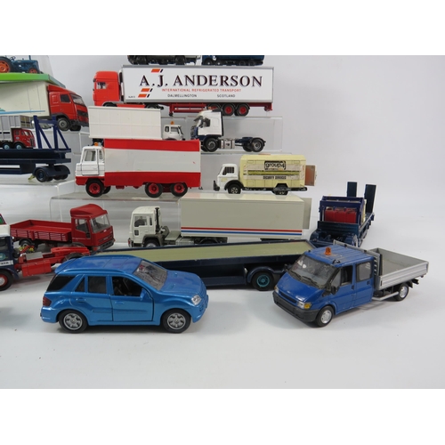 1080 - Two trays of various diecast vehicles lorries, trailers, cars etc.