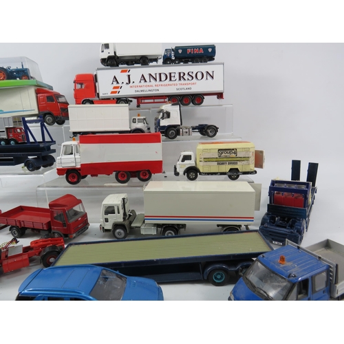 1080 - Two trays of various diecast vehicles lorries, trailers, cars etc.