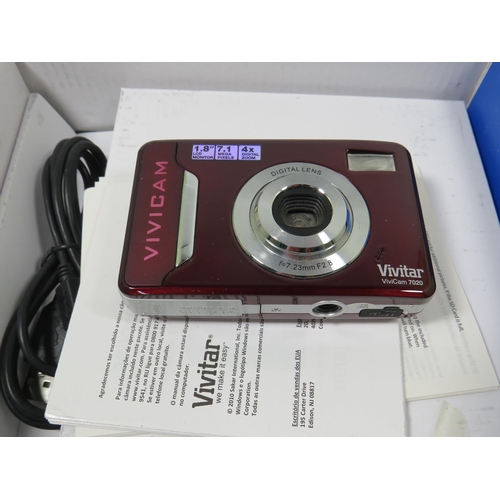 290 - Vivitar, Vivicam 7020  7.1MP Digital Camera plus a Minolta Vetctis 3000 Digital Camera. Both come wi... 