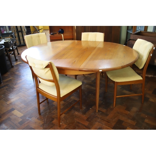 929 - Mid 20th Century G-Plan Fresco Extending Table with matching chairs H:29 x W:66 (extended) D:36ll in... 