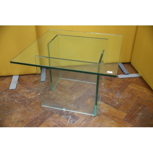 937 - Stylish Square Glass occasional Table which measures approx H:16 inches tall. See photos