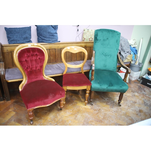 946 - Mixed lot of vintage and antique chairs. All upholstered and in good condition see photos