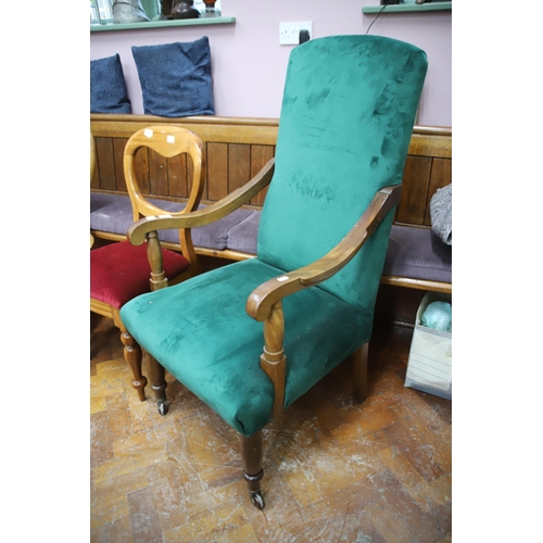 946 - Mixed lot of vintage and antique chairs. All upholstered and in good condition see photos