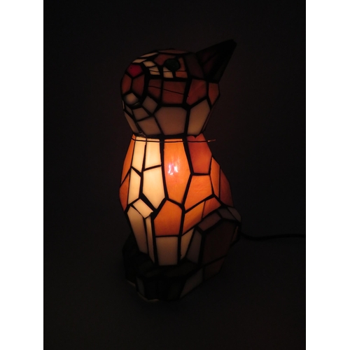 557 - Tiffany style cat table lamp, 11