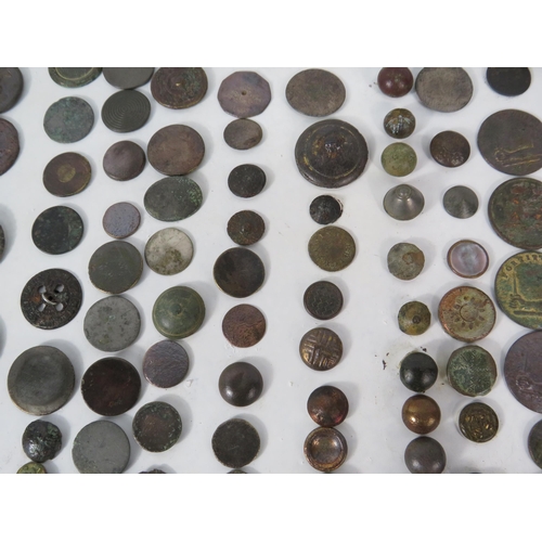 583 - Large Selection of Antique Buttons all metal detecting finds.