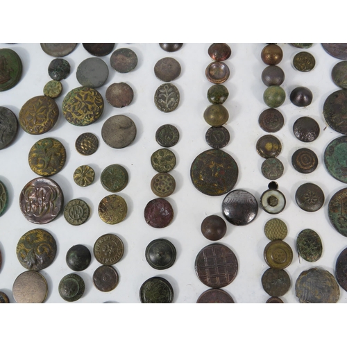 583 - Large Selection of Antique Buttons all metal detecting finds.