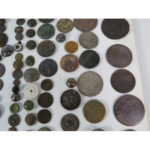 583 - Large Selection of Antique Buttons all metal detecting finds.