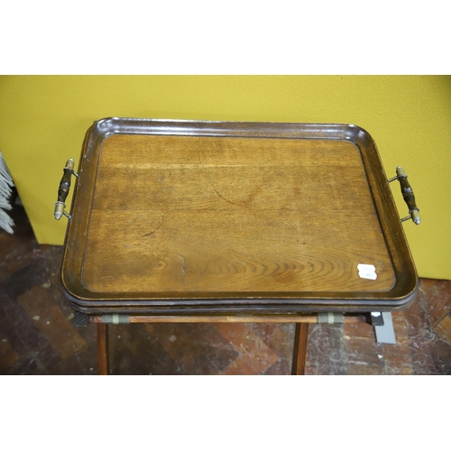 981 - Folding stand plus Butler's Tray. H:24 inches tall. See photos..